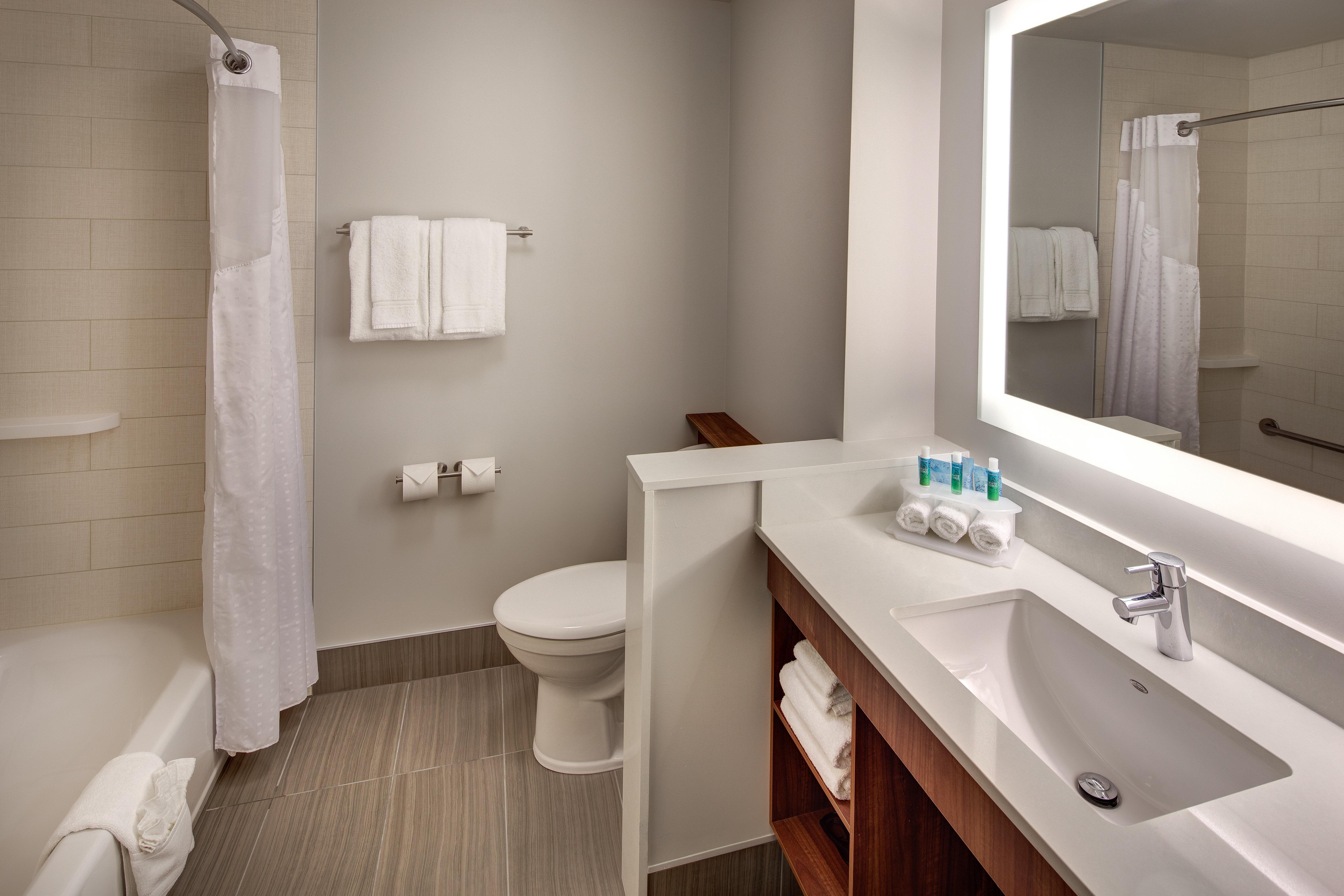Holiday Inn Express & Suites Terrace By Ihg Exterior photo