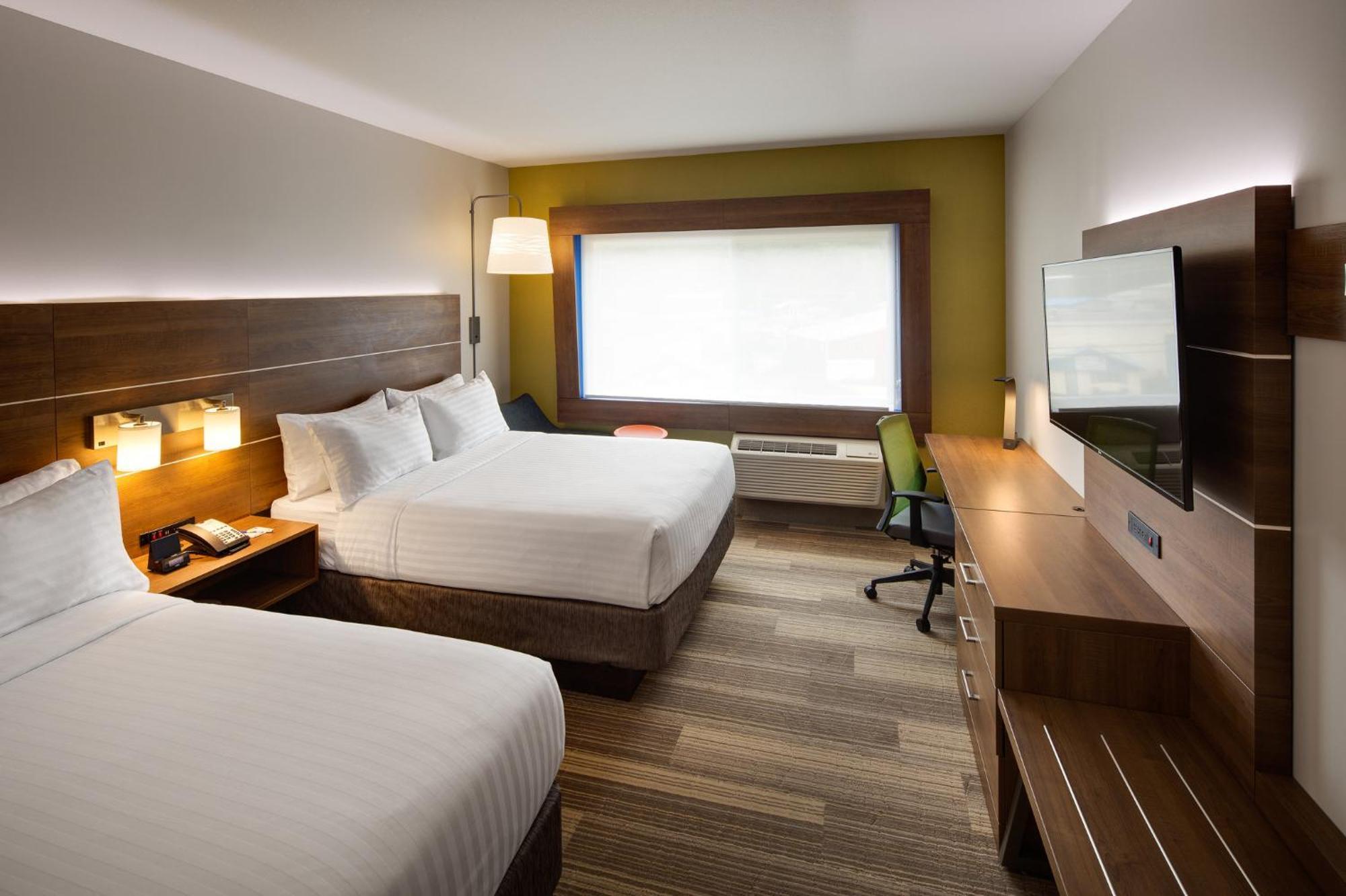 Holiday Inn Express & Suites Terrace By Ihg Exterior photo